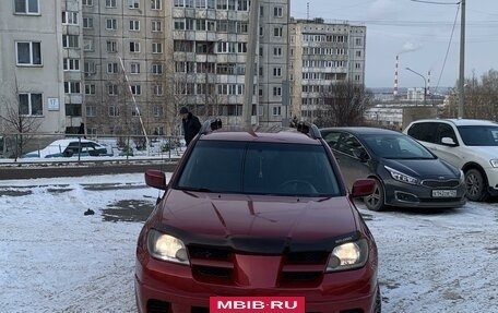 Mitsubishi Outlander III рестайлинг 3, 2002 год, 630 000 рублей, 2 фотография