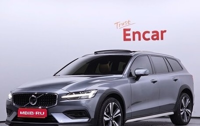 Volvo V60 II, 2021 год, 3 989 000 рублей, 1 фотография