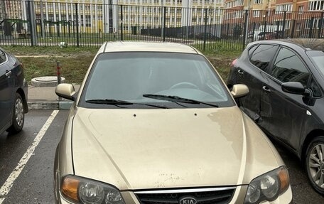 KIA Sephia II, 2002 год, 330 000 рублей, 1 фотография