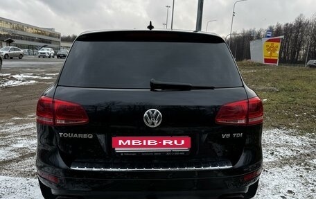 Volkswagen Touareg III, 2011 год, 2 300 000 рублей, 4 фотография