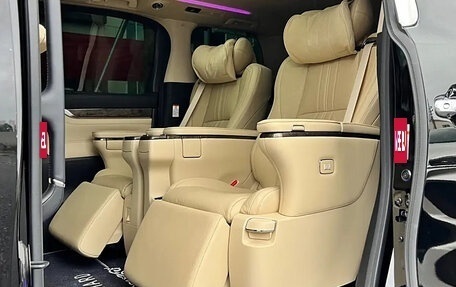 Toyota Alphard III, 2021 год, 8 200 000 рублей, 11 фотография