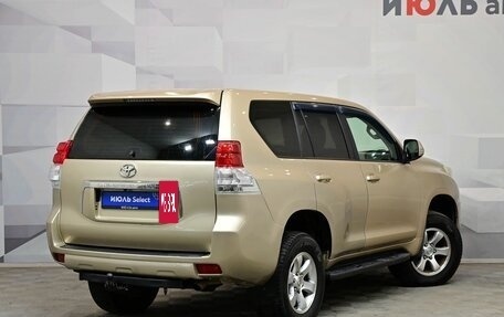 Toyota Land Cruiser Prado 150 рестайлинг 2, 2010 год, 2 200 000 рублей, 6 фотография