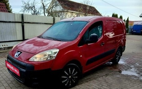 Peugeot Partner II рестайлинг 2, 2011 год, 630 000 рублей, 8 фотография