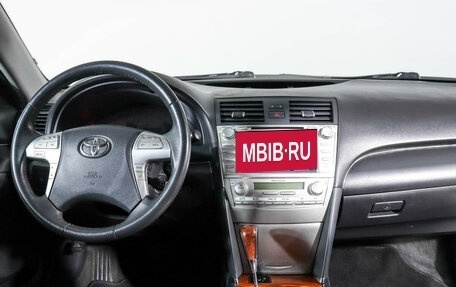 Toyota Camry, 2010 год, 2 125 000 рублей, 12 фотография