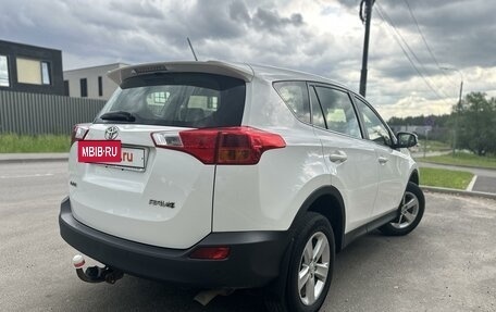 Toyota RAV4, 2014 год, 2 200 000 рублей, 6 фотография