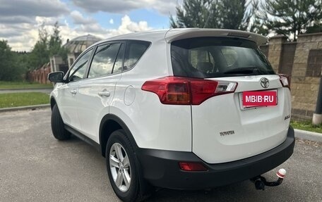 Toyota RAV4, 2014 год, 2 200 000 рублей, 8 фотография