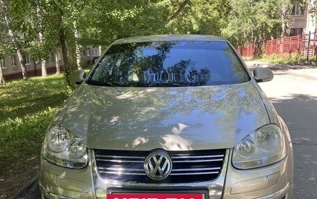 Volkswagen Jetta VI, 2008 год, 650 000 рублей, 2 фотография