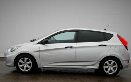 Hyundai Solaris II рестайлинг, 2012 год, 660 000 рублей, 4 фотография