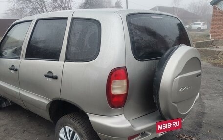 Chevrolet Niva I рестайлинг, 2006 год, 415 000 рублей, 16 фотография