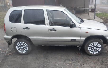 Chevrolet Niva I рестайлинг, 2006 год, 415 000 рублей, 24 фотография