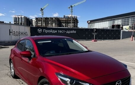 Mazda Axela, 2017 год, 1 250 000 рублей, 2 фотография