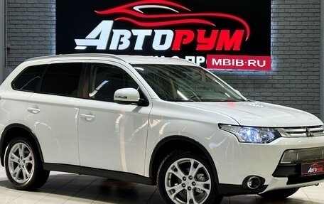 Mitsubishi Outlander III рестайлинг 3, 2014 год, 1 857 000 рублей, 1 фотография