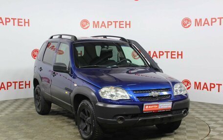 Chevrolet Niva I рестайлинг, 2017 год, 853 000 рублей, 3 фотография