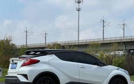 Toyota C-HR I рестайлинг, 2021 год, 2 120 800 рублей, 6 фотография