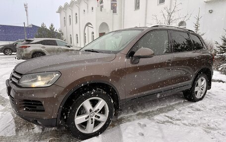 Volkswagen Touareg III, 2010 год, 1 850 000 рублей, 3 фотография