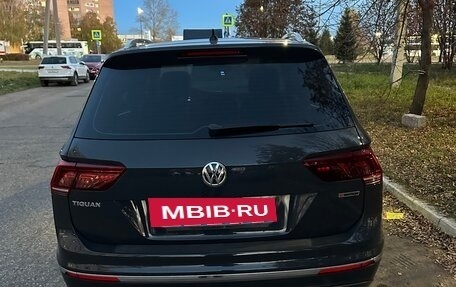 Volkswagen Tiguan II, 2018 год, 3 210 000 рублей, 3 фотография