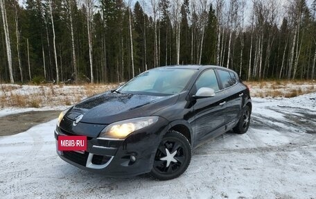 Renault Megane III, 2012 год, 800 000 рублей, 2 фотография