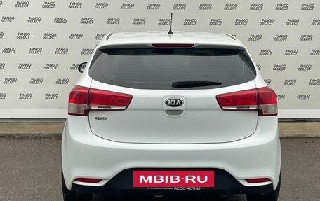 KIA Rio III рестайлинг, 2015 год, 1 100 000 рублей, 9 фотография