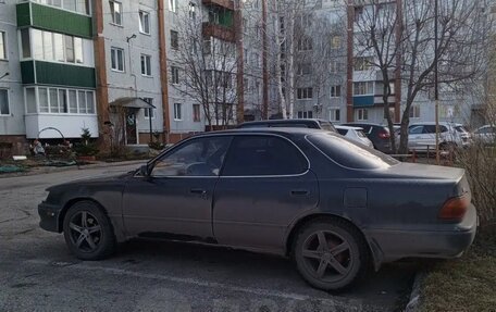 Toyota Vista, 1994 год, 250 000 рублей, 10 фотография