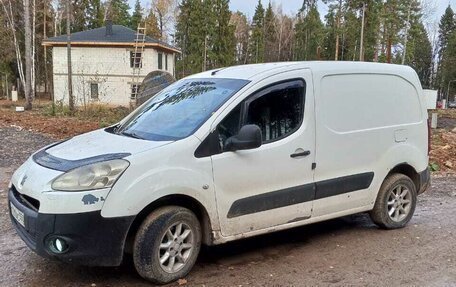 Peugeot Partner II рестайлинг 2, 2012 год, 400 000 рублей, 6 фотография