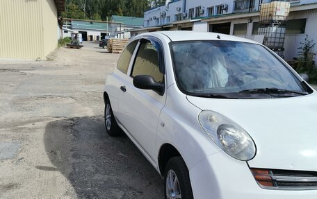 Nissan Micra III, 2003 год, 555 555 рублей, 8 фотография