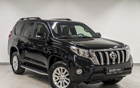 Toyota Land Cruiser Prado 150 рестайлинг 2, 2017 год, 4 770 000 рублей, 3 фотография