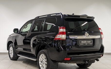 Toyota Land Cruiser Prado 150 рестайлинг 2, 2017 год, 4 770 000 рублей, 7 фотография