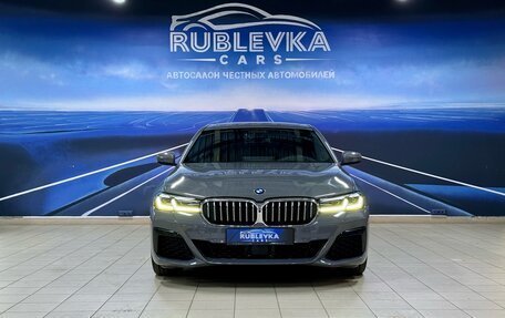 BMW 5 серия, 2021 год, 5 429 000 рублей, 3 фотография