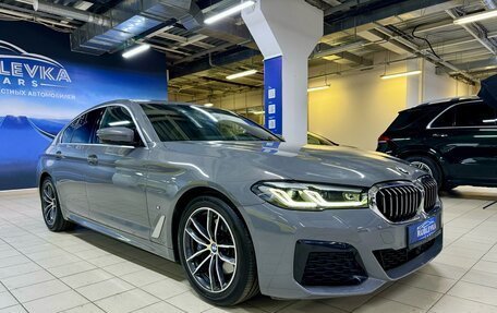 BMW 5 серия, 2021 год, 5 429 000 рублей, 8 фотография