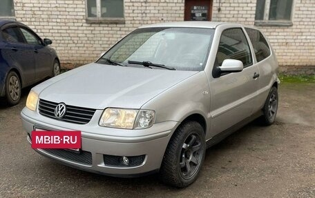 Volkswagen Polo III рестайлинг, 2001 год, 310 000 рублей, 6 фотография