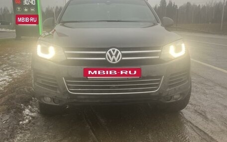 Volkswagen Touareg III, 2012 год, 2 550 000 рублей, 2 фотография