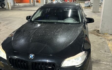 BMW 5 серия, 2011 год, 2 350 000 рублей, 2 фотография