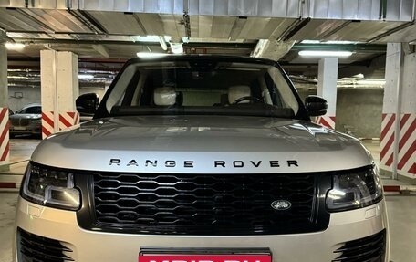 Land Rover Range Rover IV рестайлинг, 2019 год, 10 000 000 рублей, 7 фотография