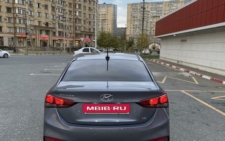 Hyundai Solaris II рестайлинг, 2017 год, 1 420 000 рублей, 5 фотография