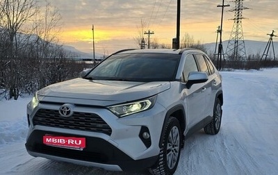 Toyota RAV4, 2022 год, 4 890 000 рублей, 1 фотография