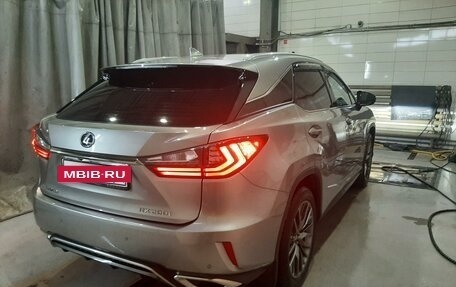 Lexus RX IV рестайлинг, 2017 год, 4 690 000 рублей, 5 фотография