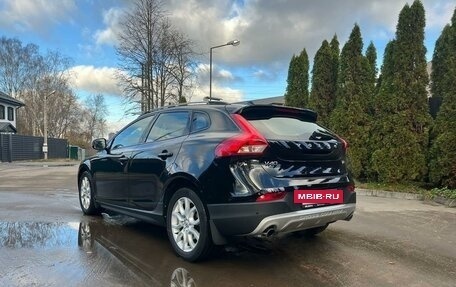 Volvo V40 Cross Country I, 2017 год, 1 845 000 рублей, 3 фотография