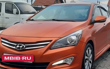 Hyundai Solaris II рестайлинг, 2015 год, 1 190 000 рублей, 2 фотография