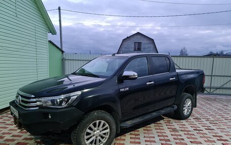 Toyota Hilux VIII, 2016 год, 2 500 000 рублей, 7 фотография