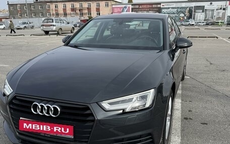 Audi A4, 2017 год, 2 550 000 рублей, 9 фотография