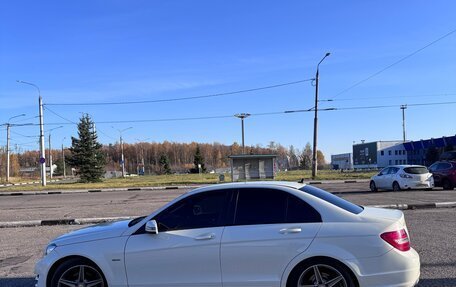 Mercedes-Benz C-Класс, 2011 год, 1 600 000 рублей, 5 фотография