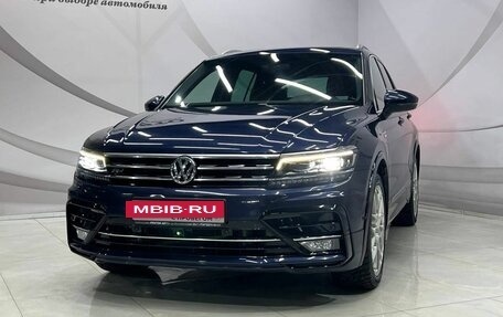 Volkswagen Tiguan II, 2017 год, 3 550 000 рублей, 2 фотография