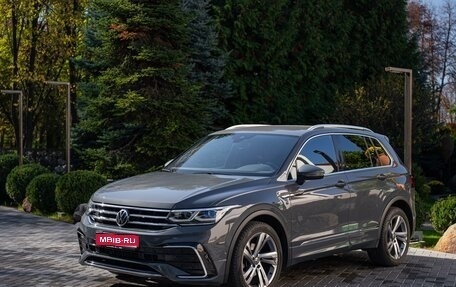 Volkswagen Tiguan II, 2021 год, 3 200 000 рублей, 1 фотография