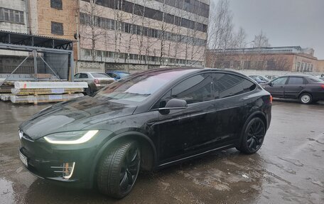 Tesla Model X I, 2018 год, 4 500 000 рублей, 13 фотография