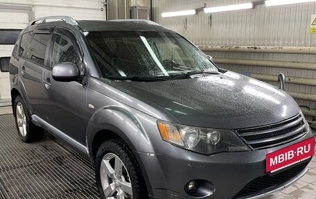 Mitsubishi Outlander III рестайлинг 3, 2007 год, 829 000 рублей, 3 фотография