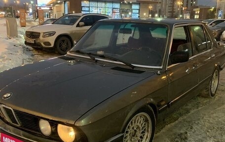 BMW 5 серия, 1982 год, 6 фотография