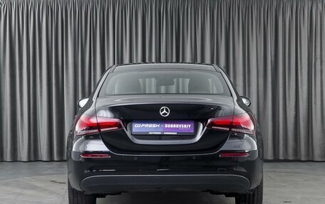 Mercedes-Benz A-Класс, 2019 год, 3 390 000 рублей, 4 фотография