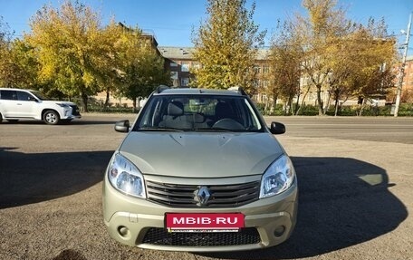 Renault Sandero I, 2011 год, 820 000 рублей, 2 фотография