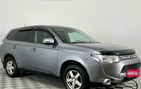 Mitsubishi Outlander III рестайлинг 3, 2012 год, 1 450 000 рублей, 3 фотография