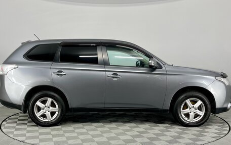 Mitsubishi Outlander III рестайлинг 3, 2012 год, 1 450 000 рублей, 4 фотография